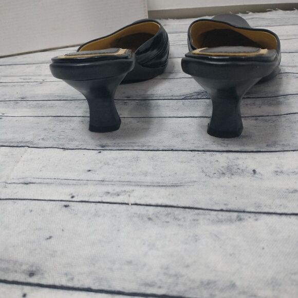 Axcess Liz Claiborne Black Leather Heels Shoes Size 6.5 M. - Picture 6 of 9